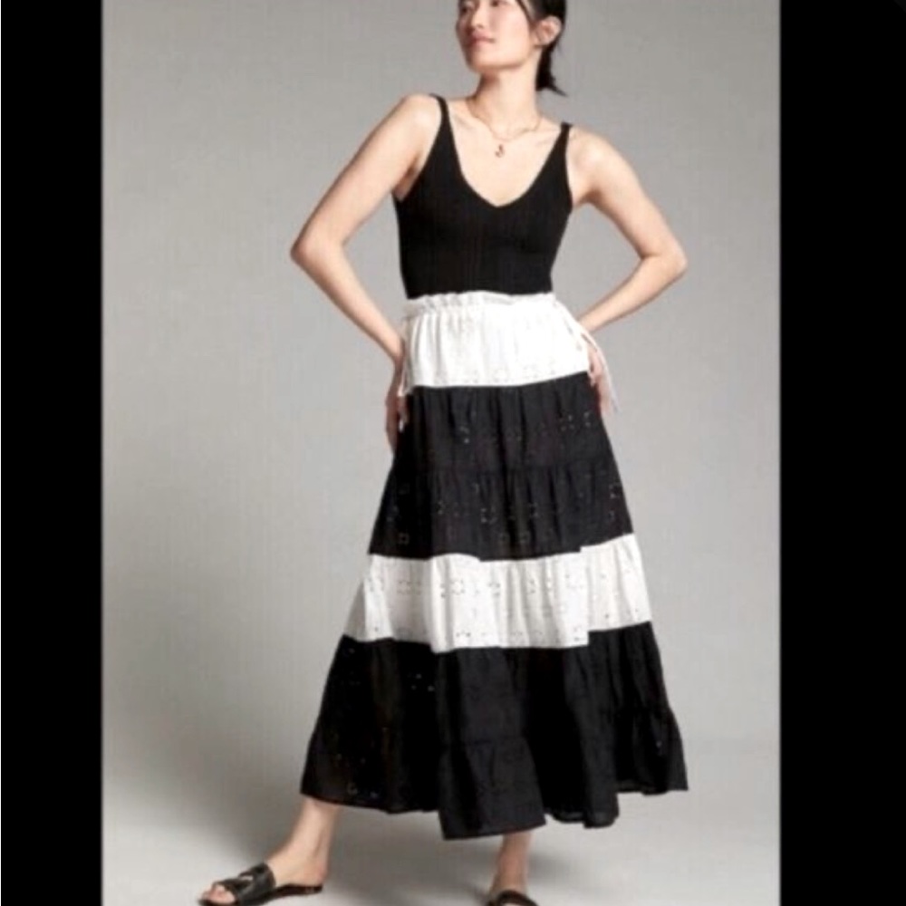 +A N T H R O+ Eyelet skirt